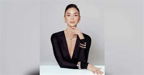 pia wurtzbach nipples|Pia Wurtzbach breaks silence about boob jobs, being naturally。